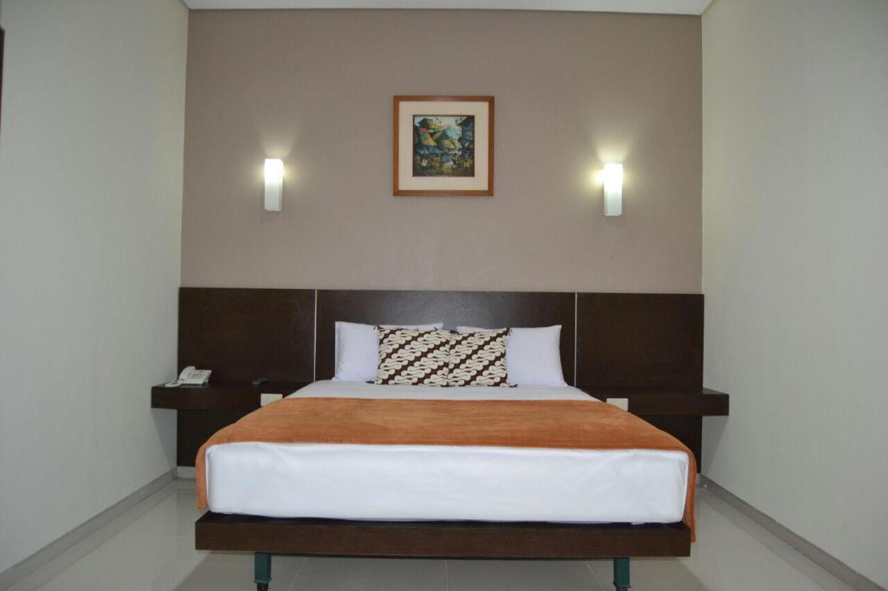 Hotel Aneka Baru Sleman  Exterior foto